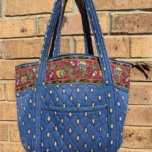 Retired Vera Bradley Emily shoulder bag
